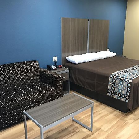 Deluxe Inn & Suites - เบย์ทาวน์ ภายนอก รูปภาพ